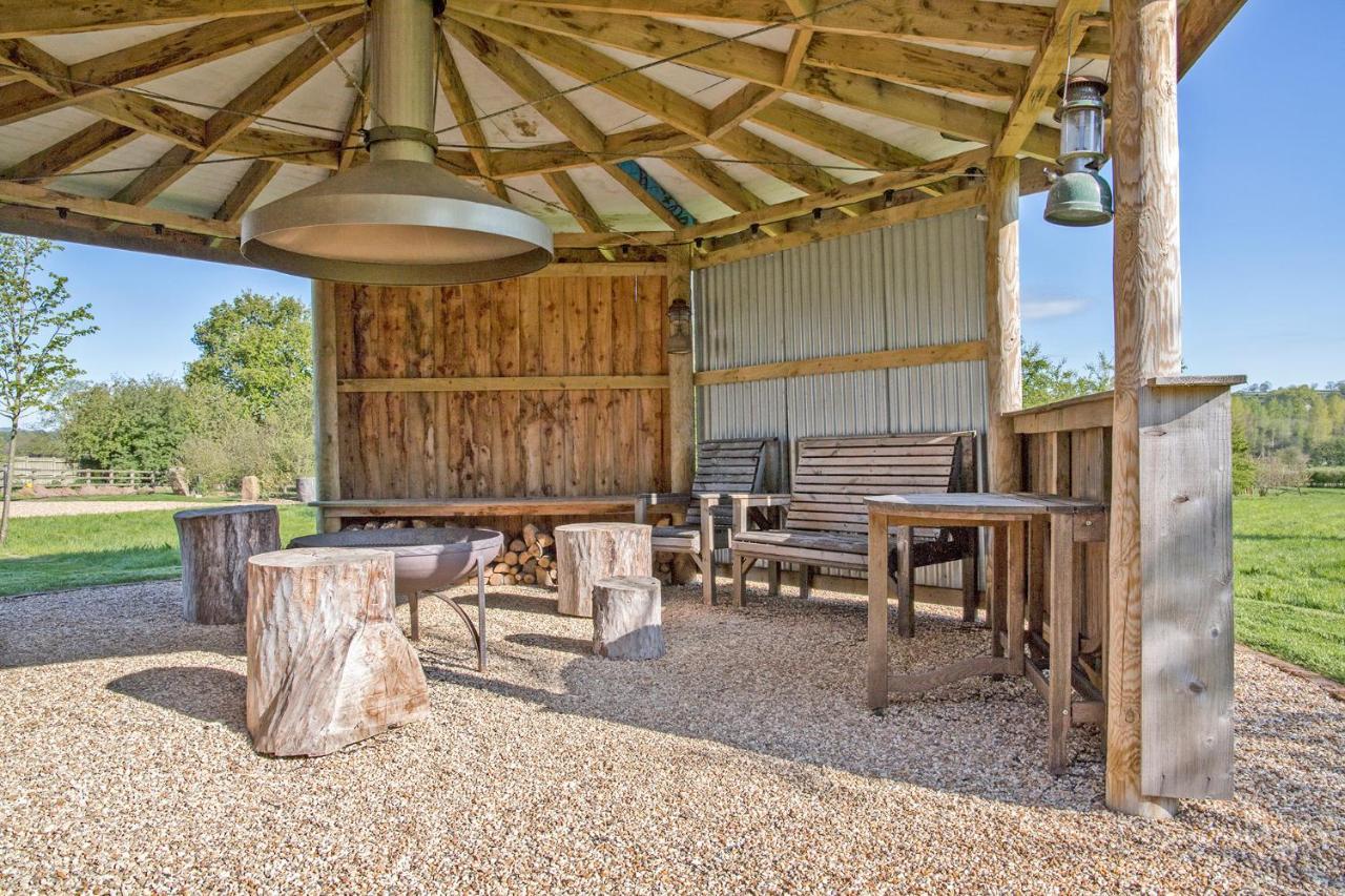 Nether Farm Barns Ashbourne  Extérieur photo